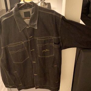 Sean John men’s Jean jacket from the 1990s